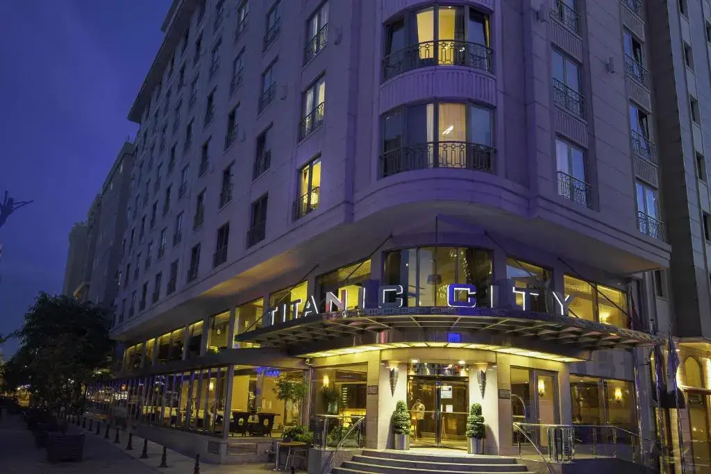 titanic city taksim 4 star hotel in istanbul